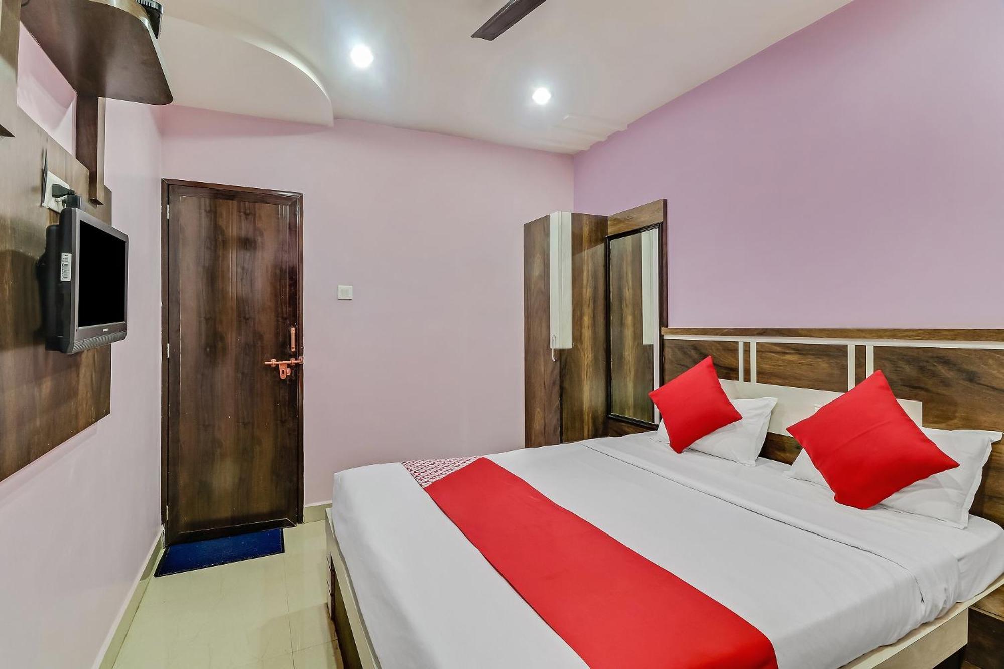 Blossom Suites Bangalore Exterior photo